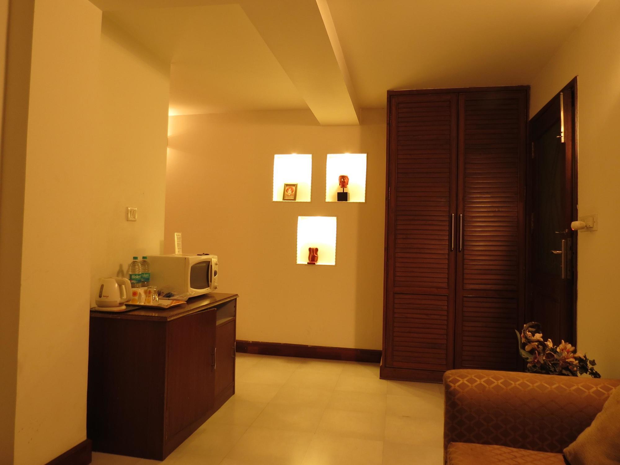ניו דלהי Trendy Bed & Breakfast מראה חיצוני תמונה